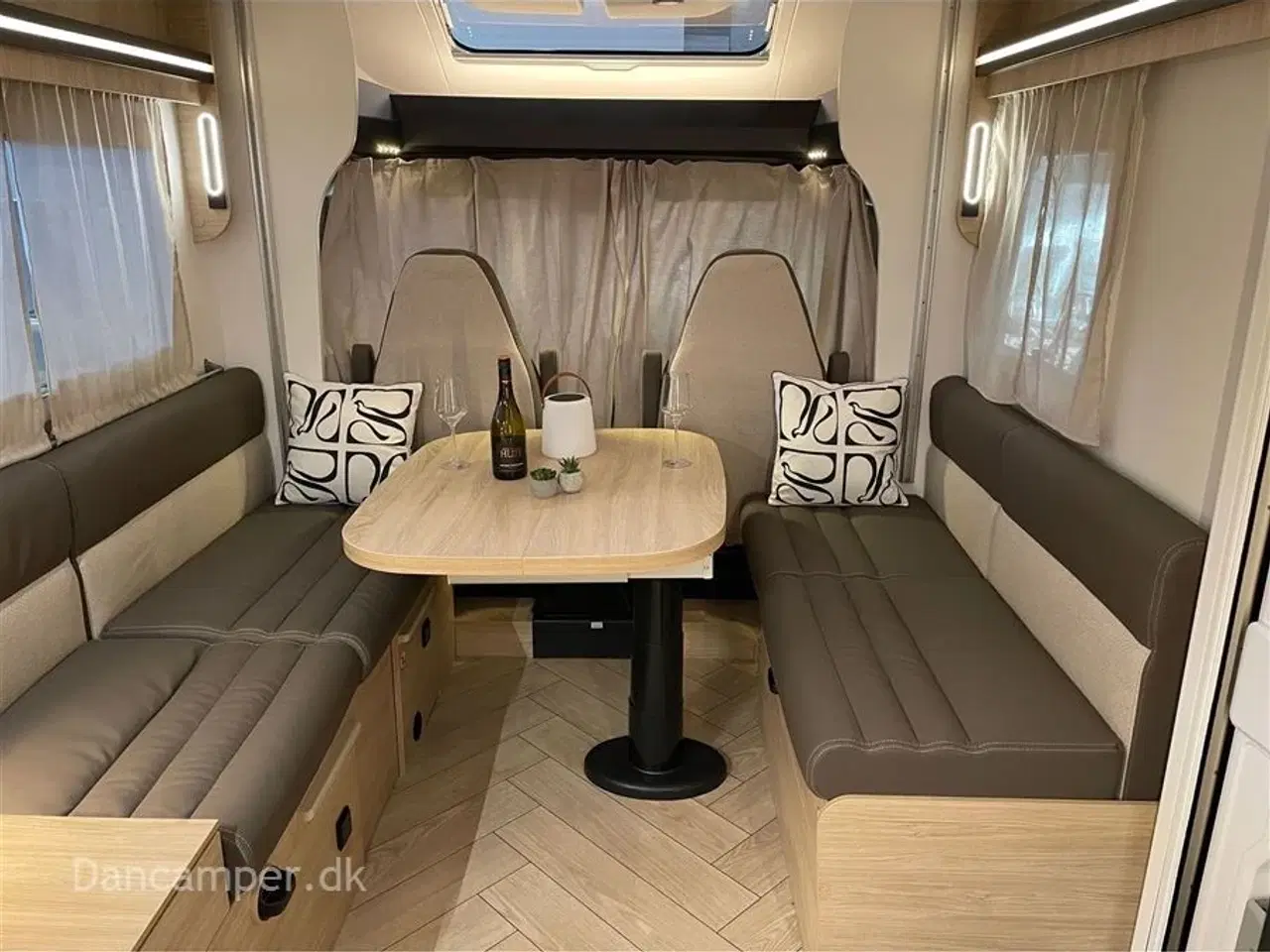 Billede 15 - 2026 - Chausson 630 Titanium Line   Ford Chausson 630 Titanium Line. 165 HK og 8-trins automat gear. Adaptiv fartpilot. Artic-pakke.