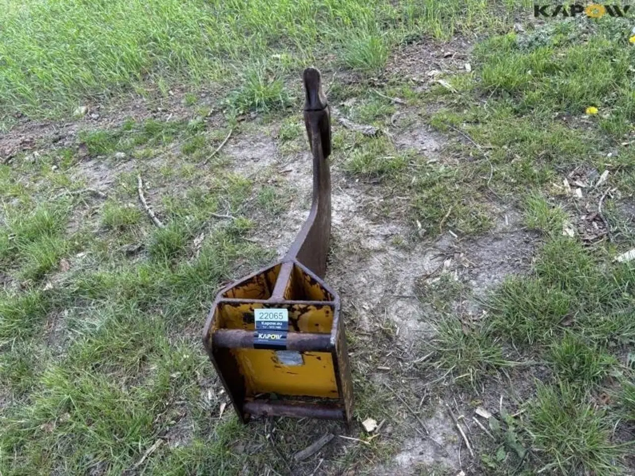 Billede 2 - - - - Gruppetand med Hydrema skifte