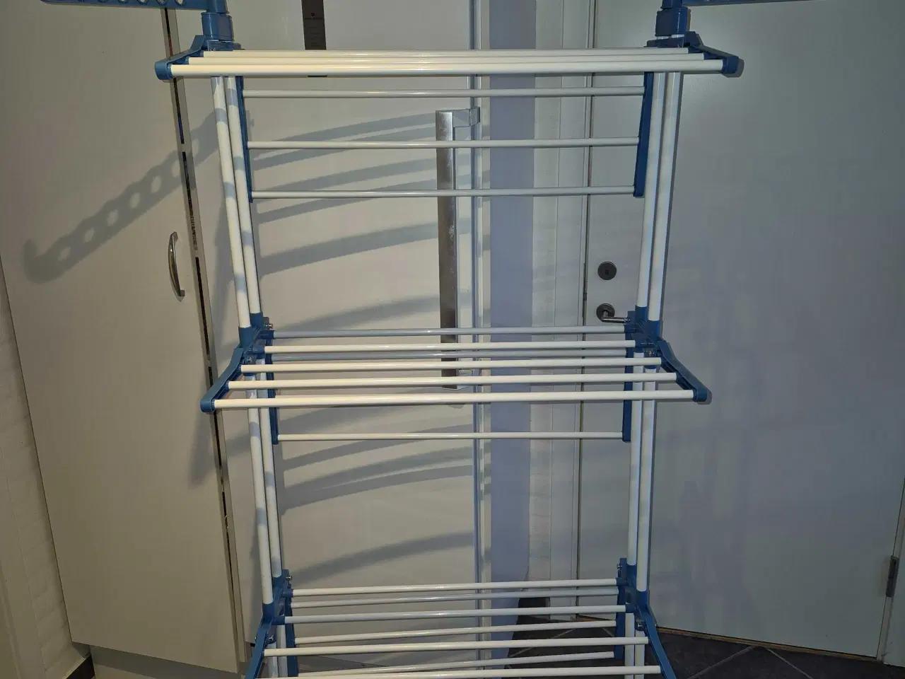 Billede 2 - Tørrestatuv til  at folde sammen