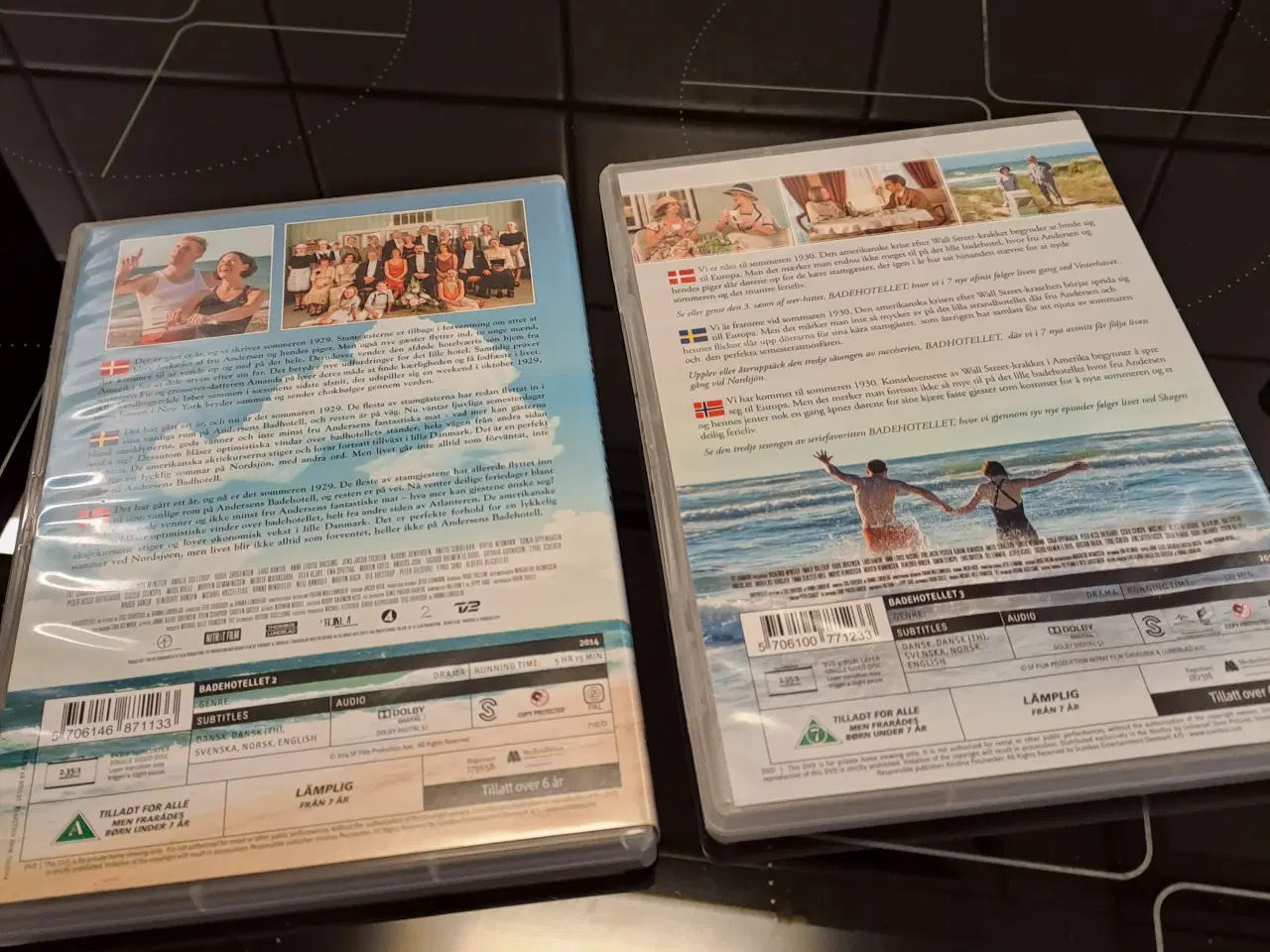 Billede 2 - Badehotellet sæson 2+3 samlet : 50 kr.