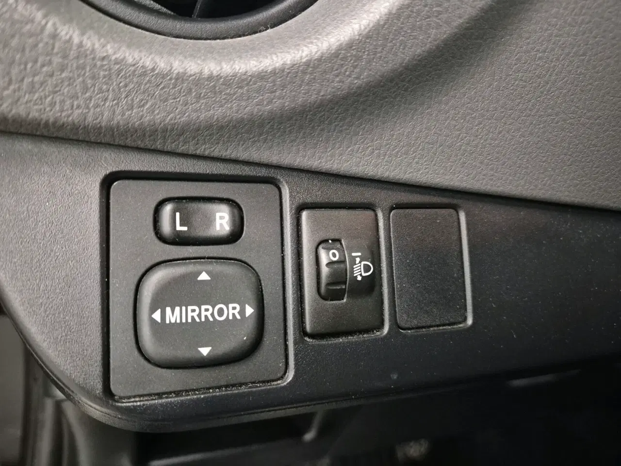 Billede 12 - Toyota Yaris 1,0 VVT-I T1 69HK 5d