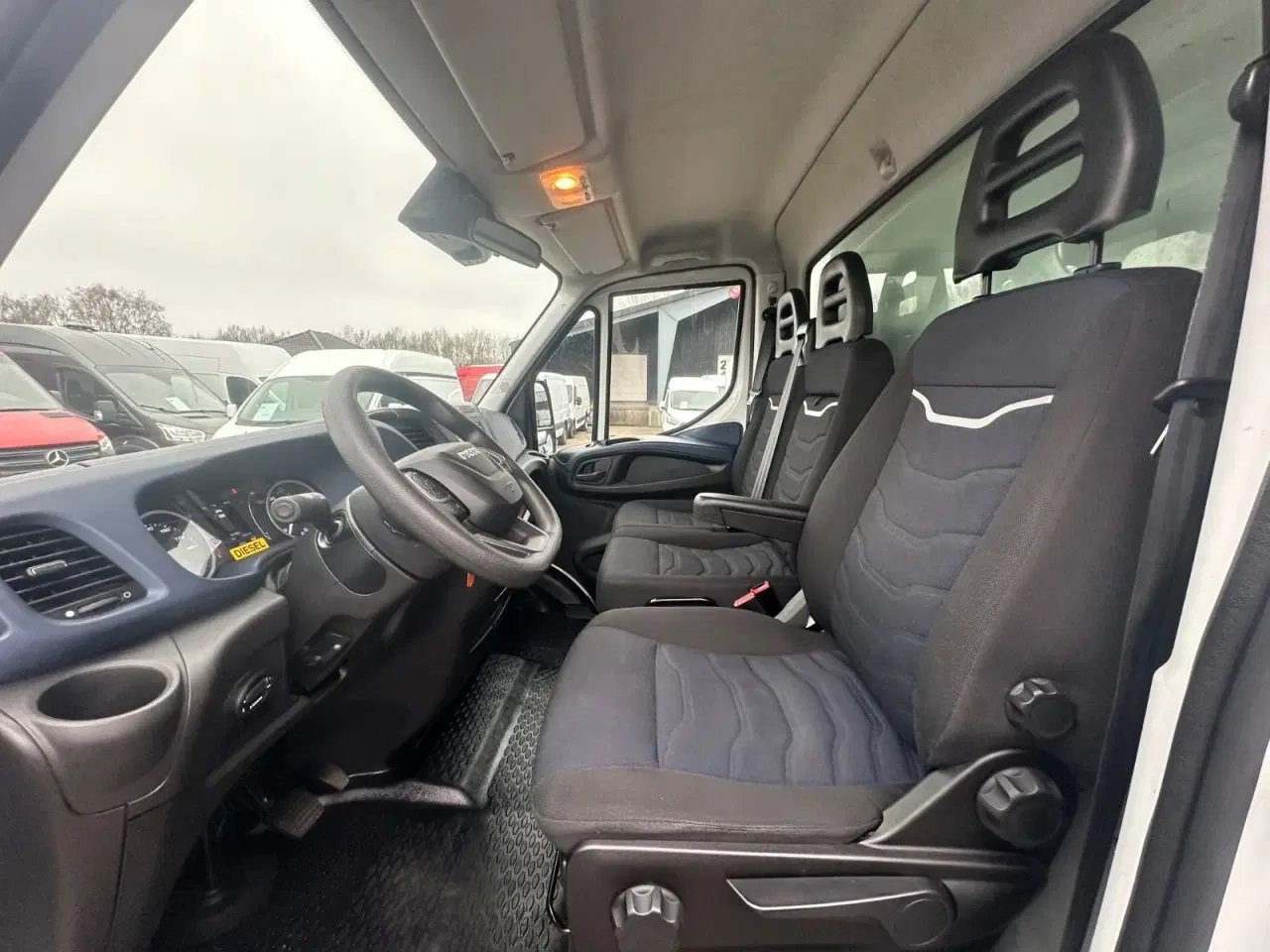 Billede 10 - Iveco Daily 2,3 35S14 12m³ Van AG8