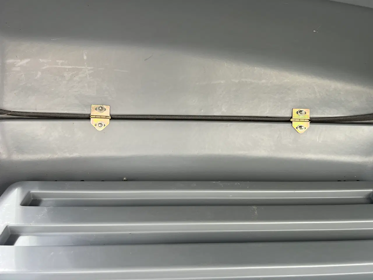 Billede 5 - 🚗 Stor grå tagboks til bil