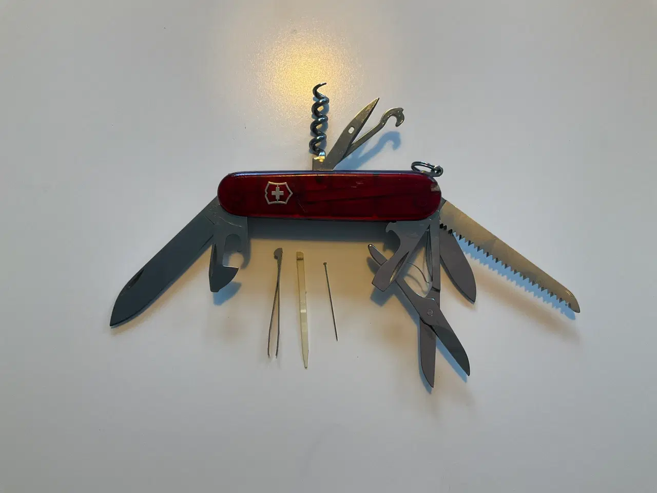 Billede 1 - Victorinox, 1.3713.T Huntsman Ruby