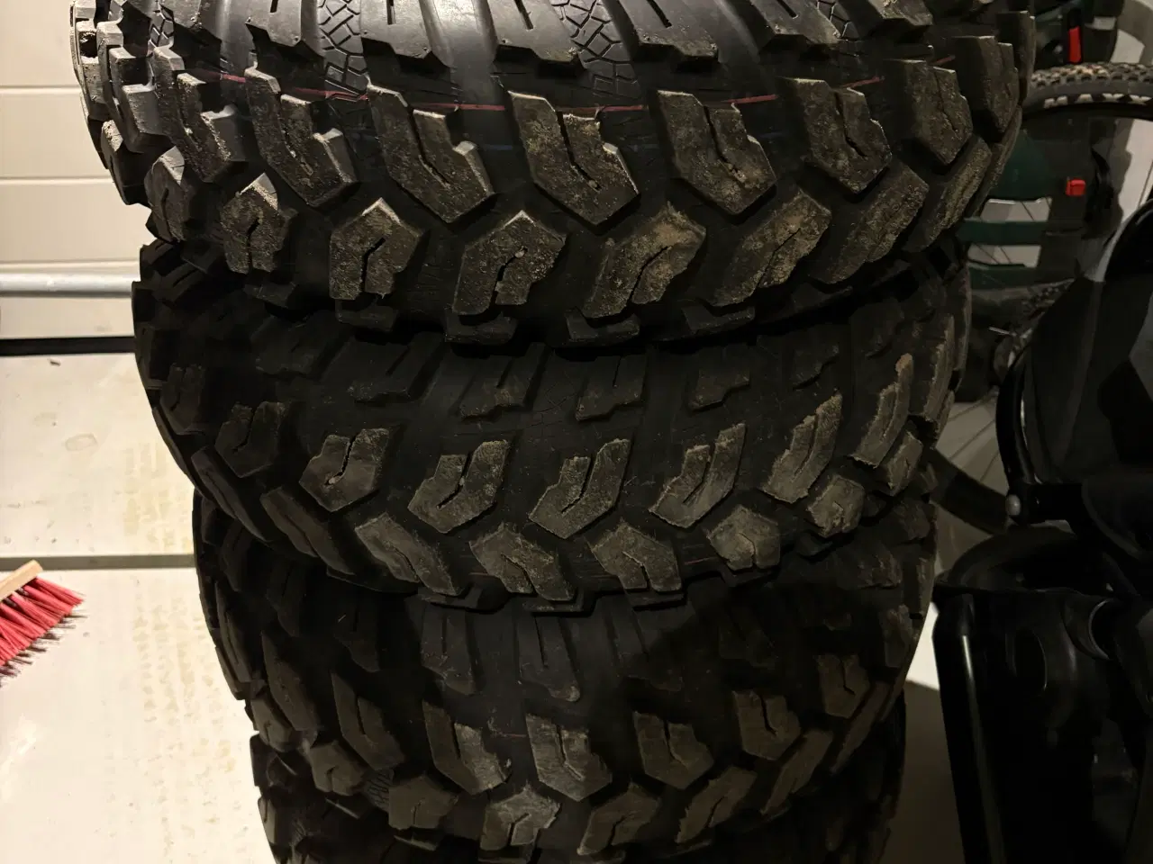 Billede 3 - Can am outlander fælge med næsten nye dæk 