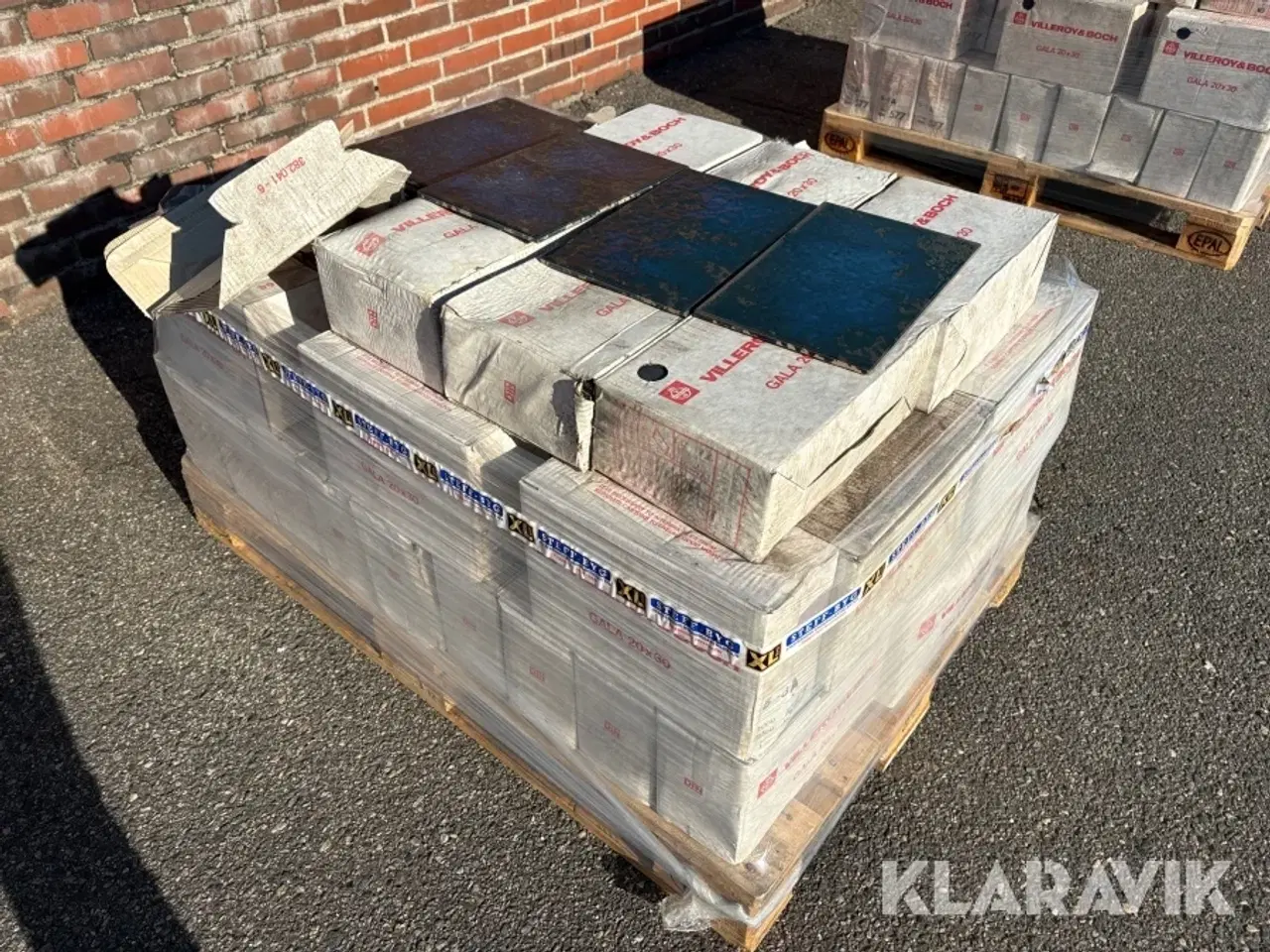 Billede 2 - Fliser V&B gala blå - 29,58 kvm