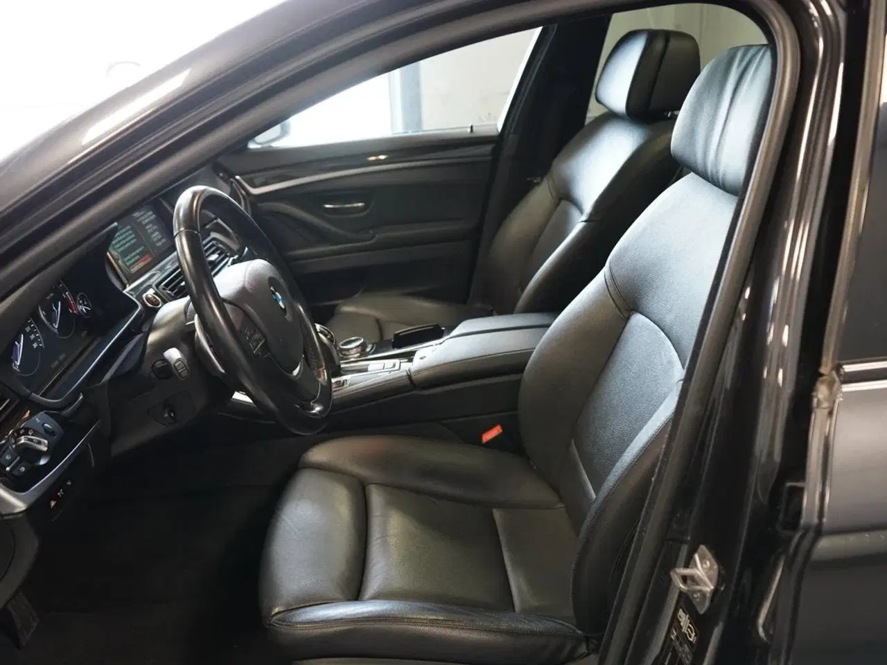 Billede 5 - BMW 530d 3,0 Touring aut.