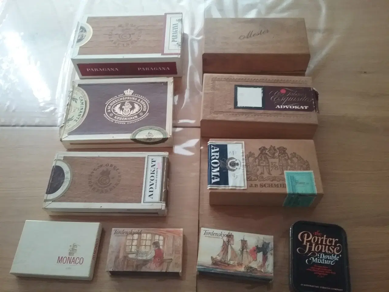 Billede 1 - Gamle cigaræsker  m.m.