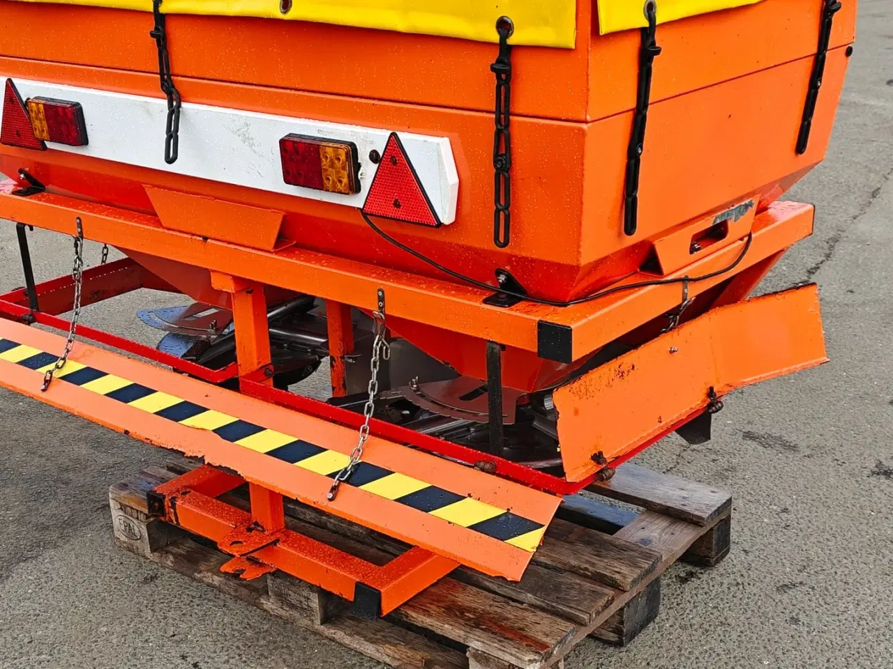 Billede 14 - GRASS-ROL Centrifugal spreder til Salt og Gødning