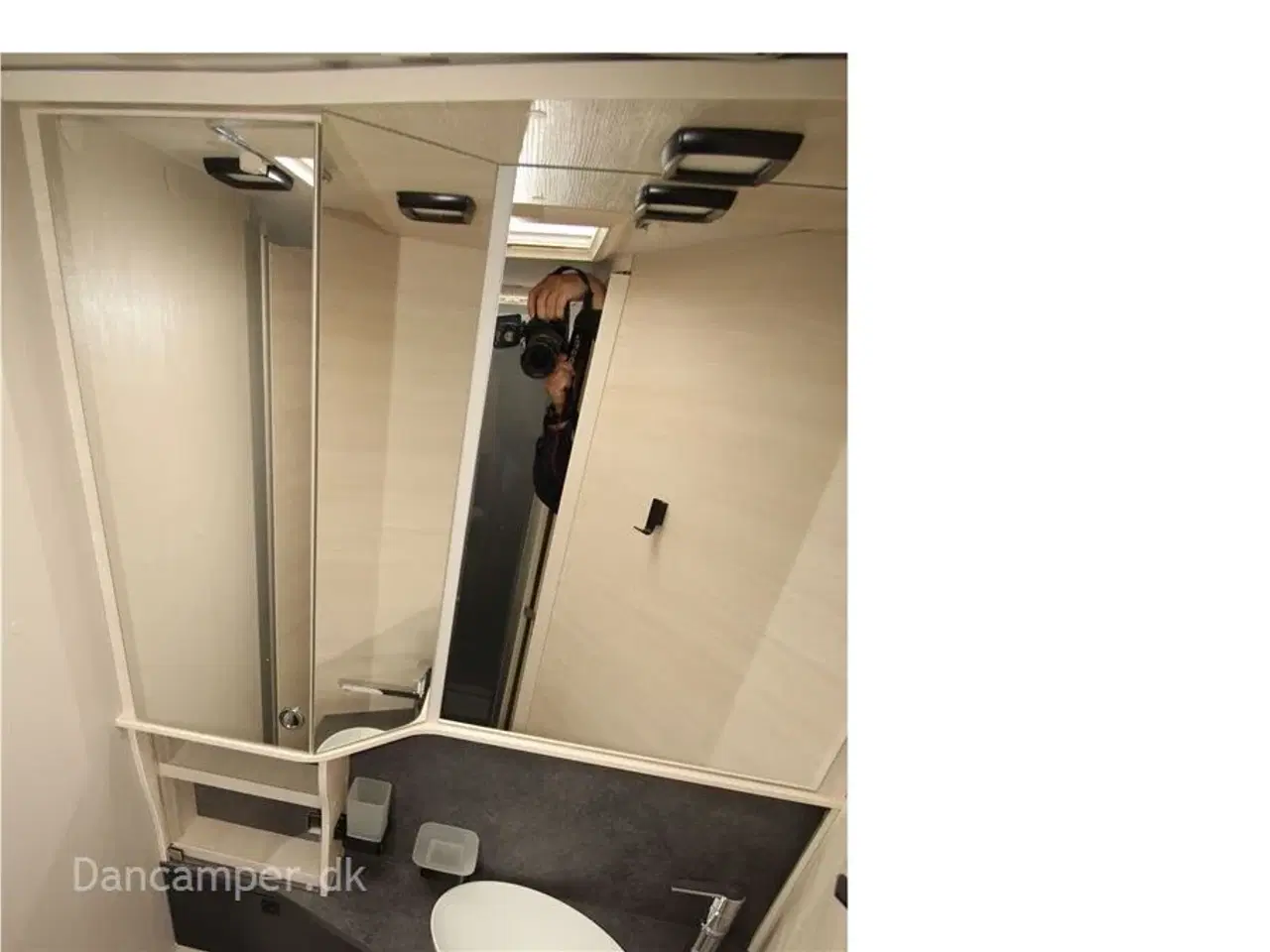 Billede 14 - 2025 - Chausson 788 Titanium ULTIMATE   Fabriksny Chausson 788 Titanium Ultimate, med queens bed og meget udstyr