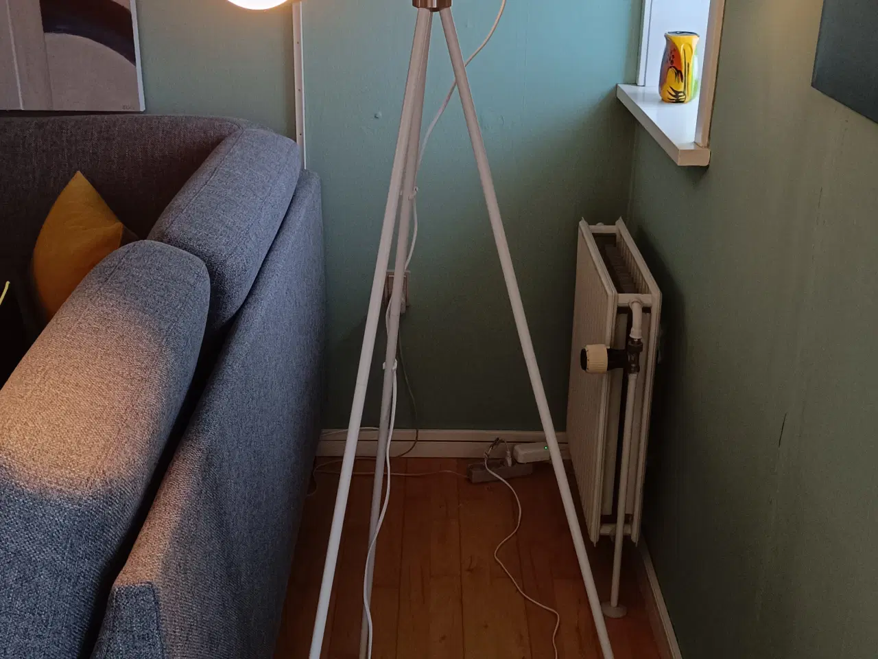 Billede 4 - Gulvlamper Nordlux 2 stk., model Largo, hvid lak