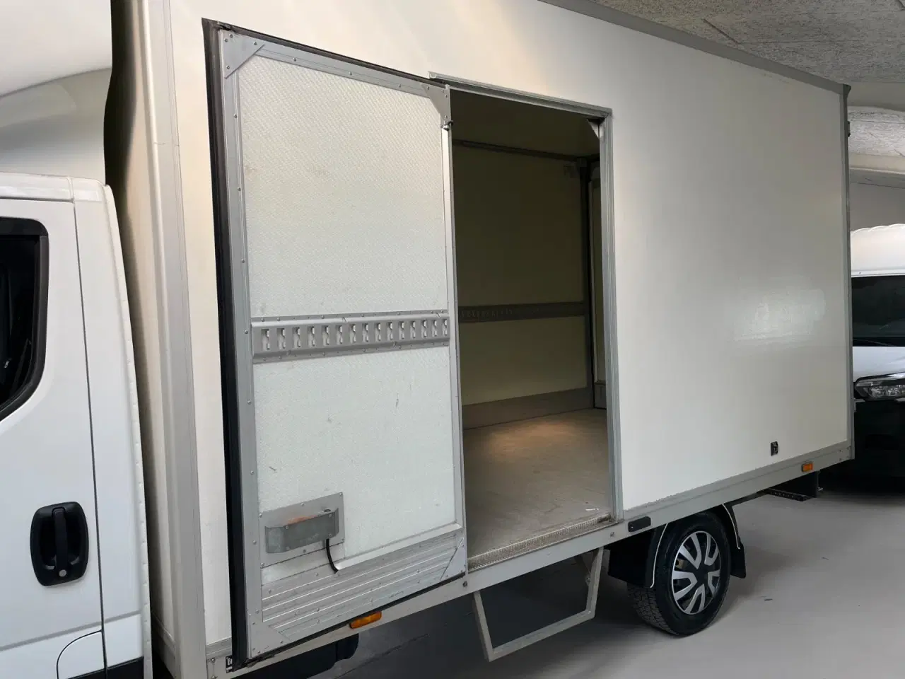 Billede 14 - Iveco Daily 2,3 35S16 Alukasse AG8