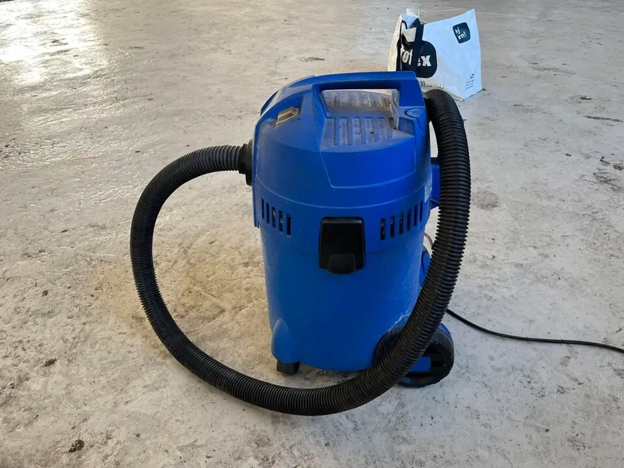 Billede 3 - Nilfisk Støvsuger