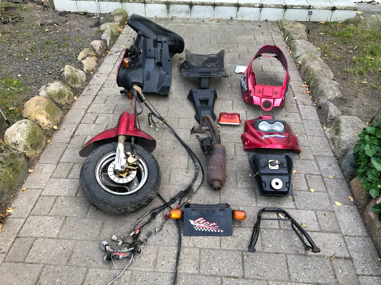 Billede 1 - Jeg har nogle deler liggende til Pgo hot 50