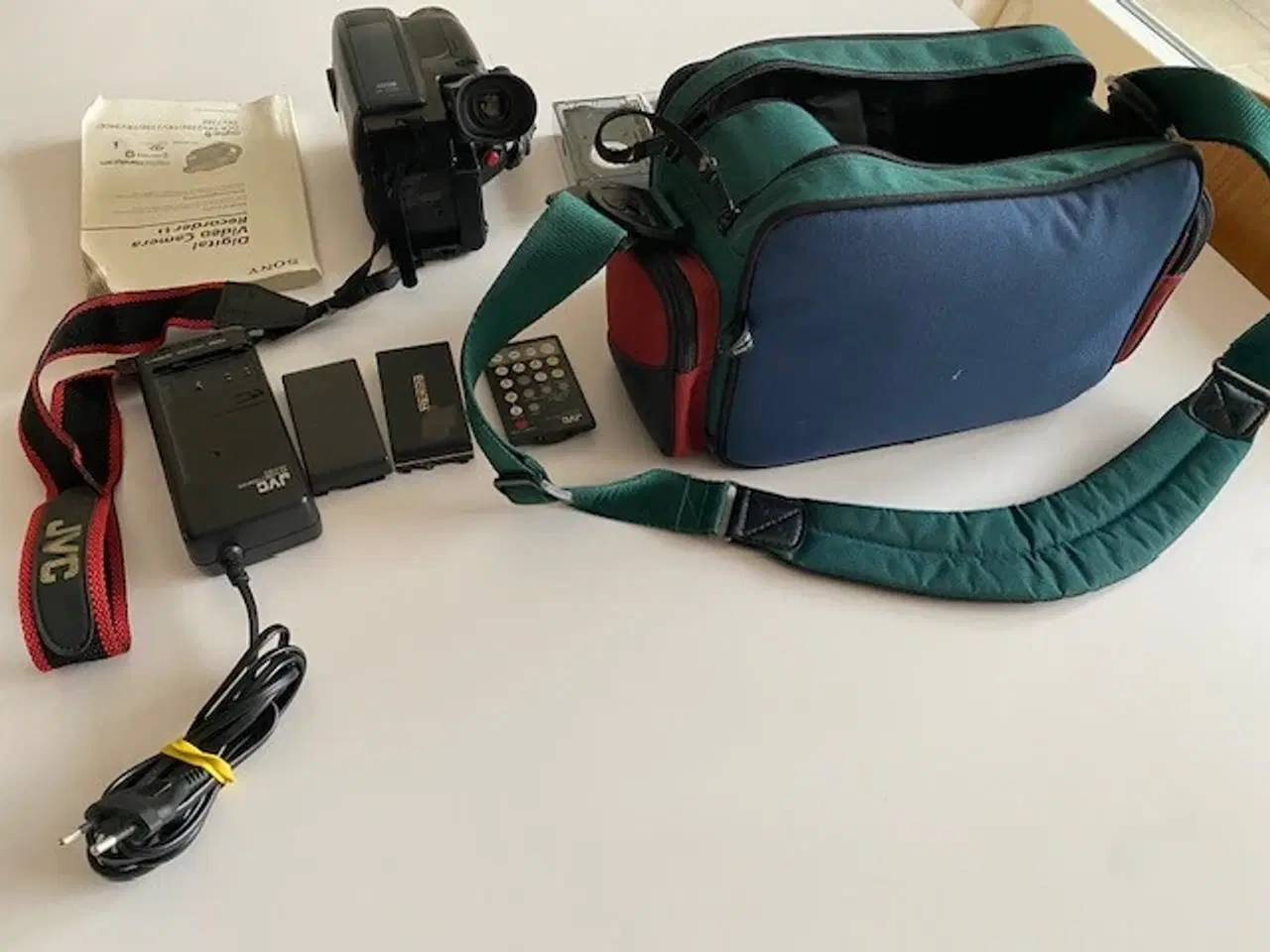 Billede 4 - JVC GR-AX460 Videokamera med tilbehør