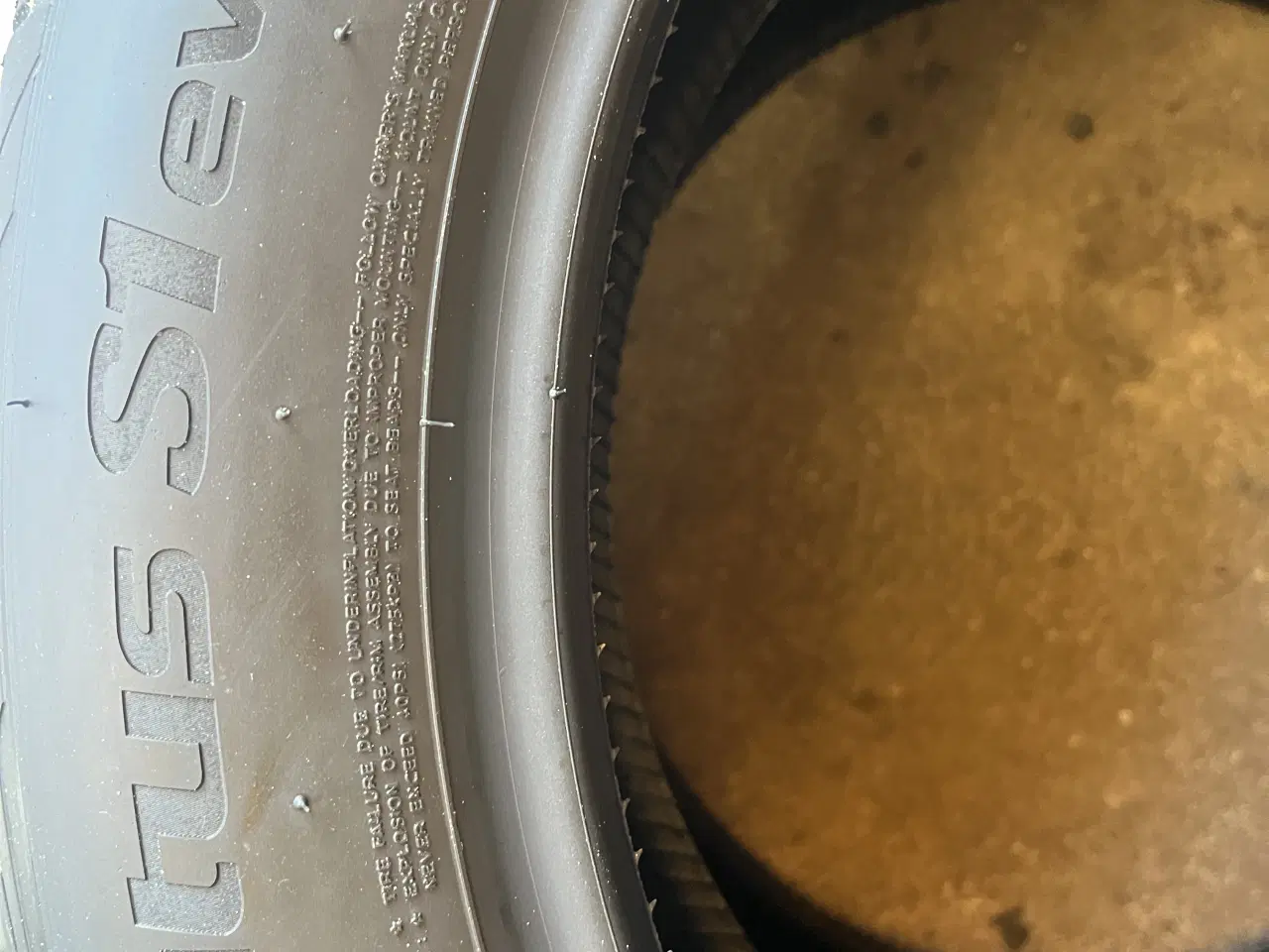 Billede 7 - Nye 235-50-20 Sommerdæk Hankook.