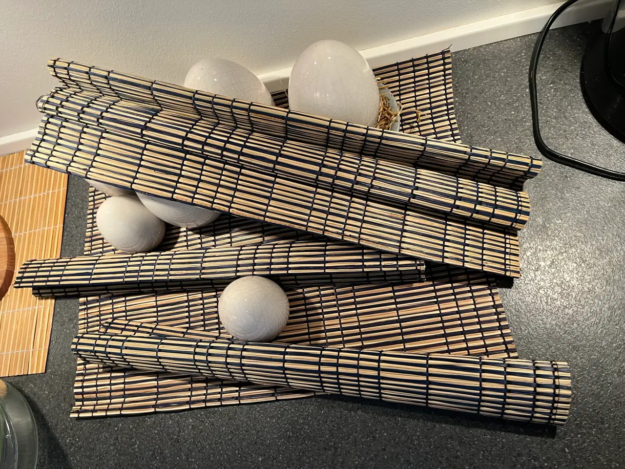 Billede 1 - 4 bambusmåtter / dækkeservietter