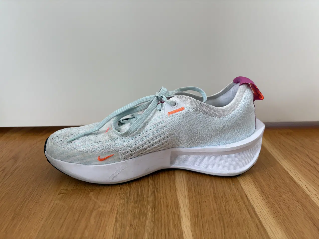 Billede 2 - Nike løbesko str. 36,5 – blå – næsten nye