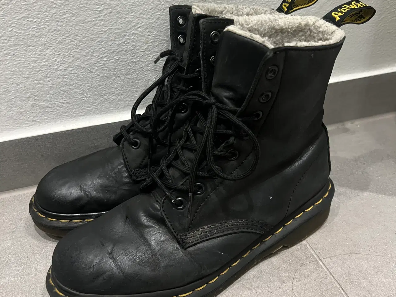Billede 1 - Dr. Martens støvler 38 sort læder foret