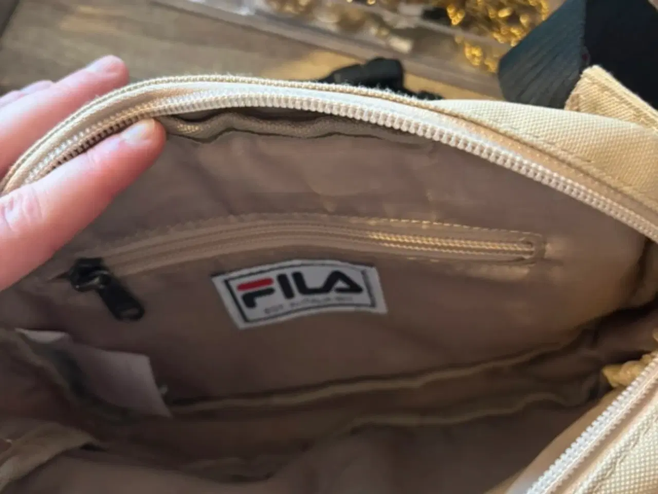Billede 2 - Fila taske