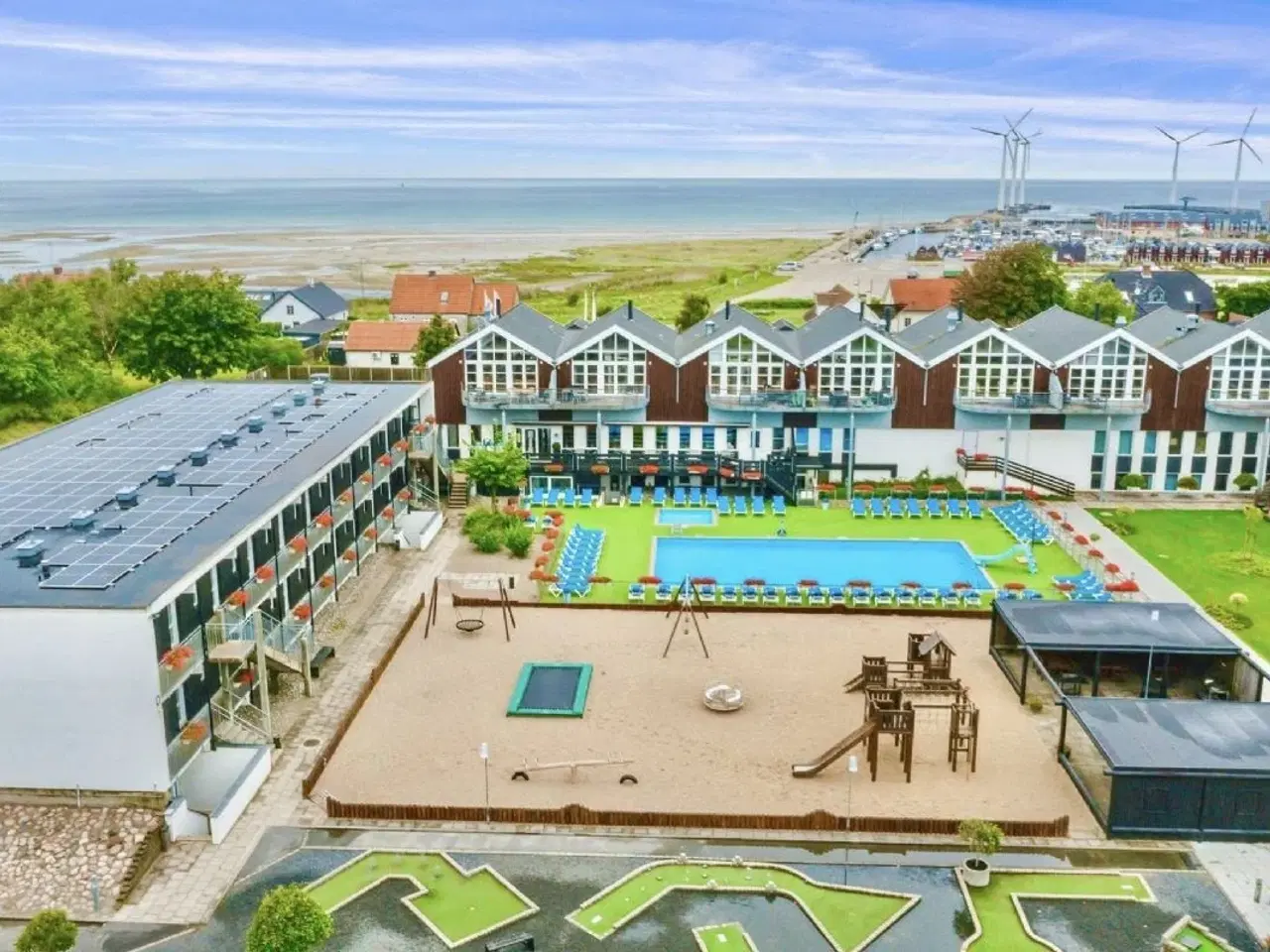 Billede 2 - Sommerhus med pool og sjov for b�rn � masser af hygge