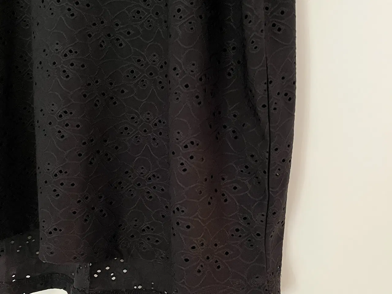 Billede 2 - Only bluse