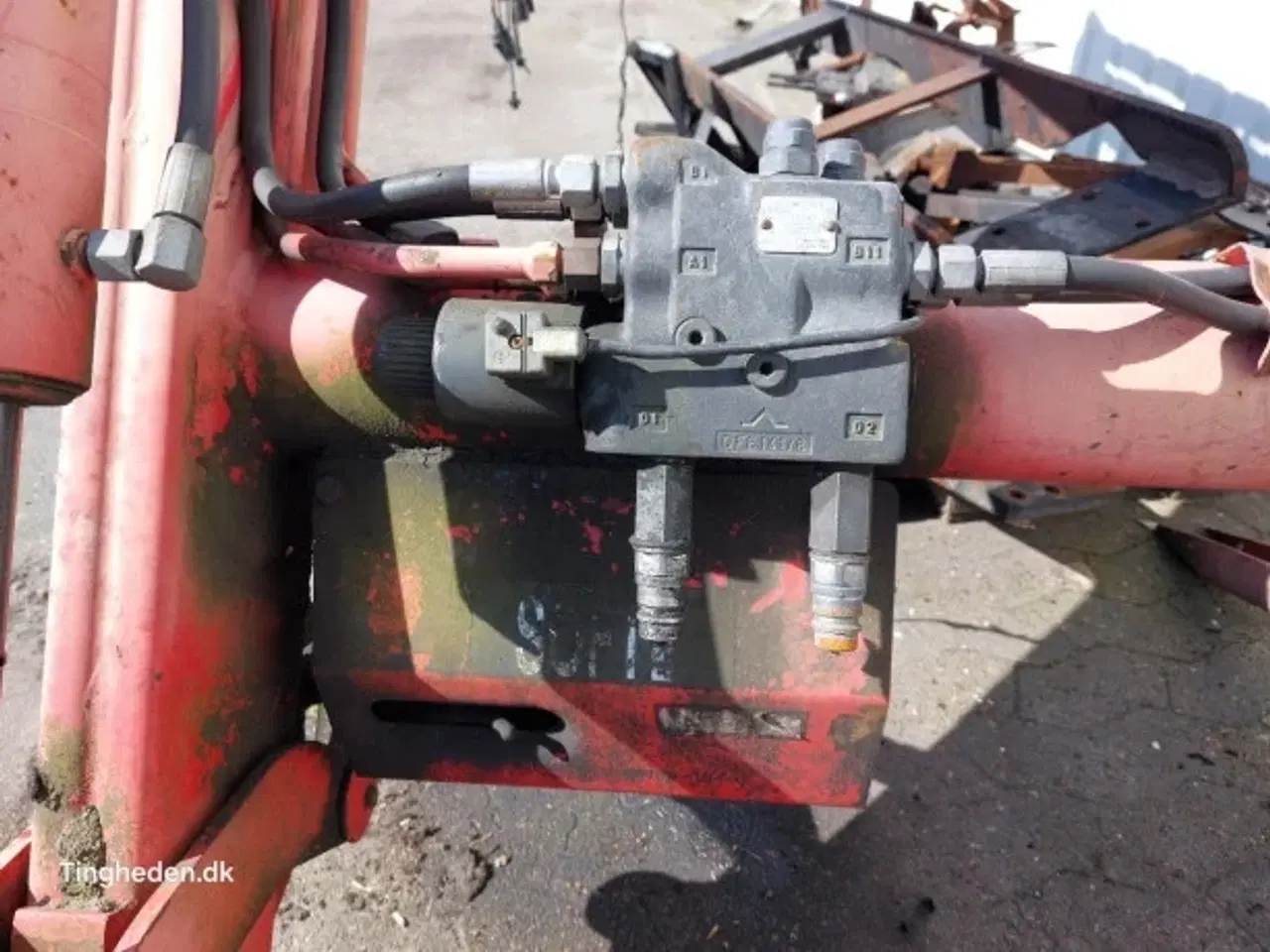 Billede 2 - Massey Ferguson 897 Frontlæsser 