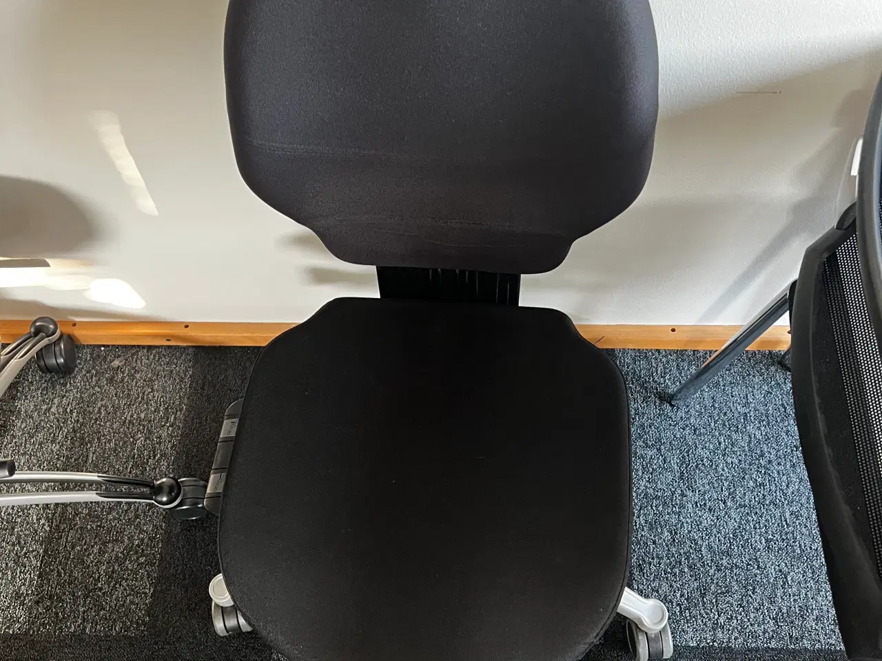 Billede 6 - Rh kontorstole og Dencon skin stole og borde