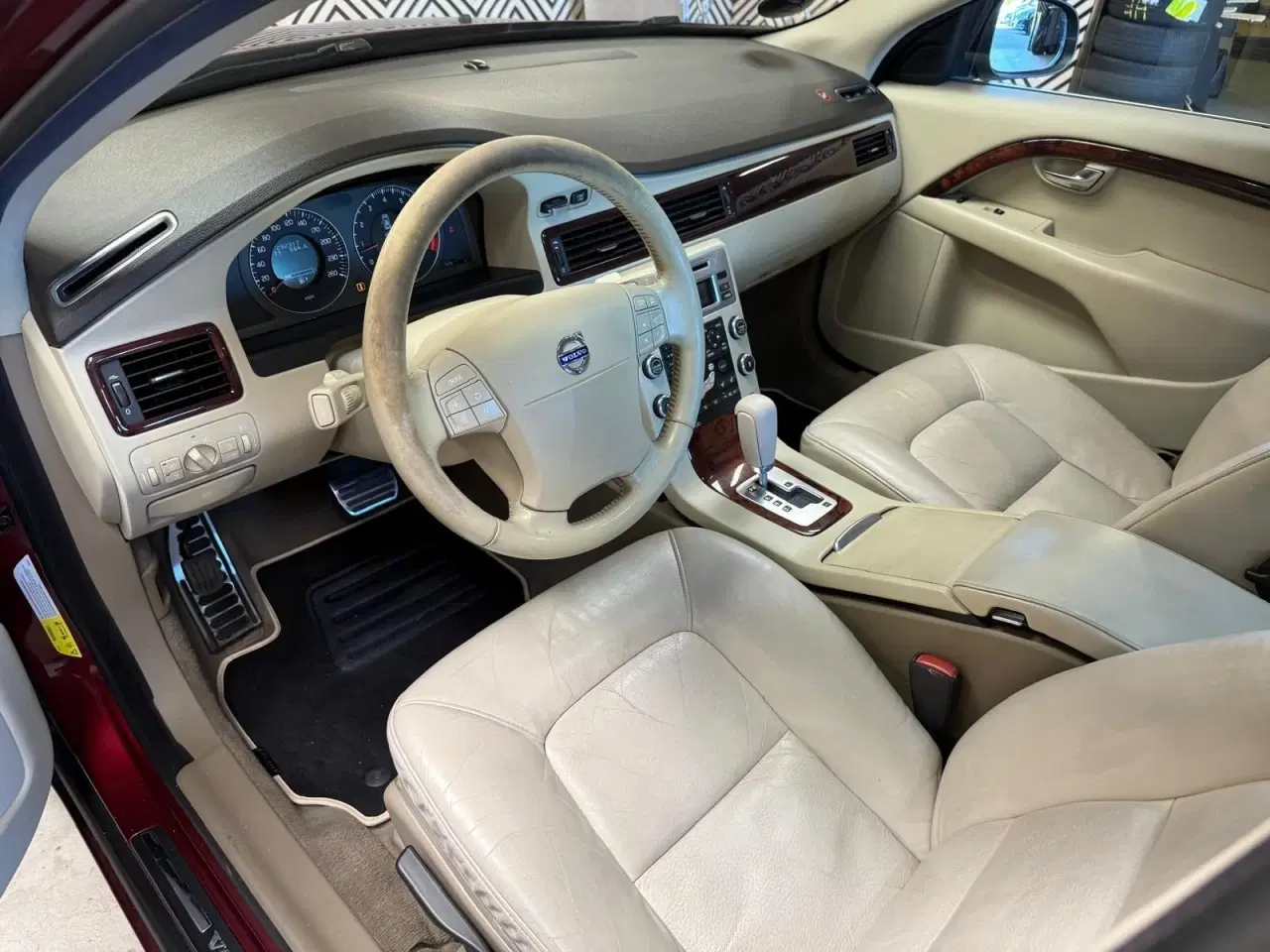 Billede 9 - Volvo S80 2,5 T Momentum aut.