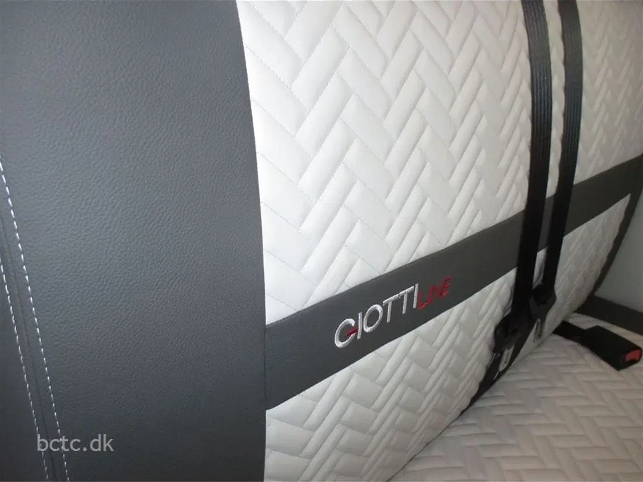 Billede 9 - 2025 - Giottiline Sienna 395 AUT.