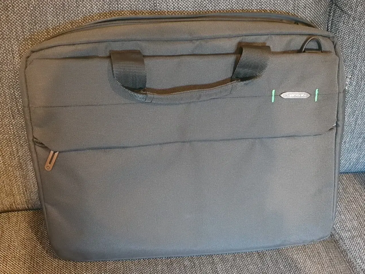 Billede 1 - Samsonite laptop soulder bag 17inch. Mørk grå