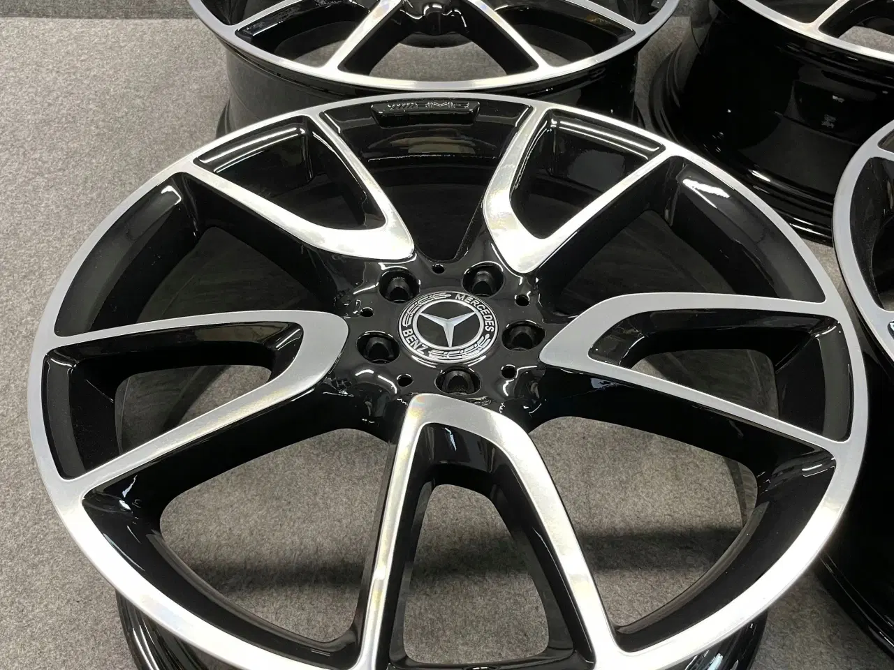 Billede 3 - FÆLGE Mercedes GLC W253 AMG 8.5" x 21" 5x112 ET 40