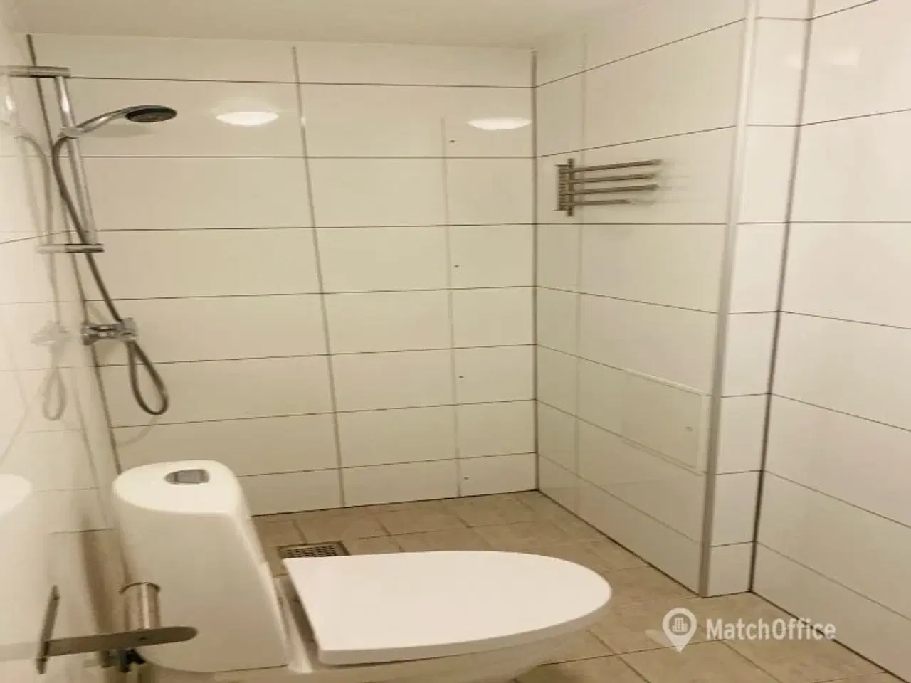 Billede 14 - Lyst kontor med faciliteter i hjertet af Storkøbenhavn.