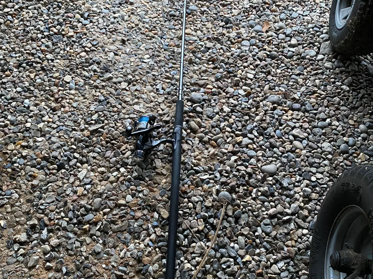 Billede 2 - Fiskesæt – Westin stang + waders + blink 