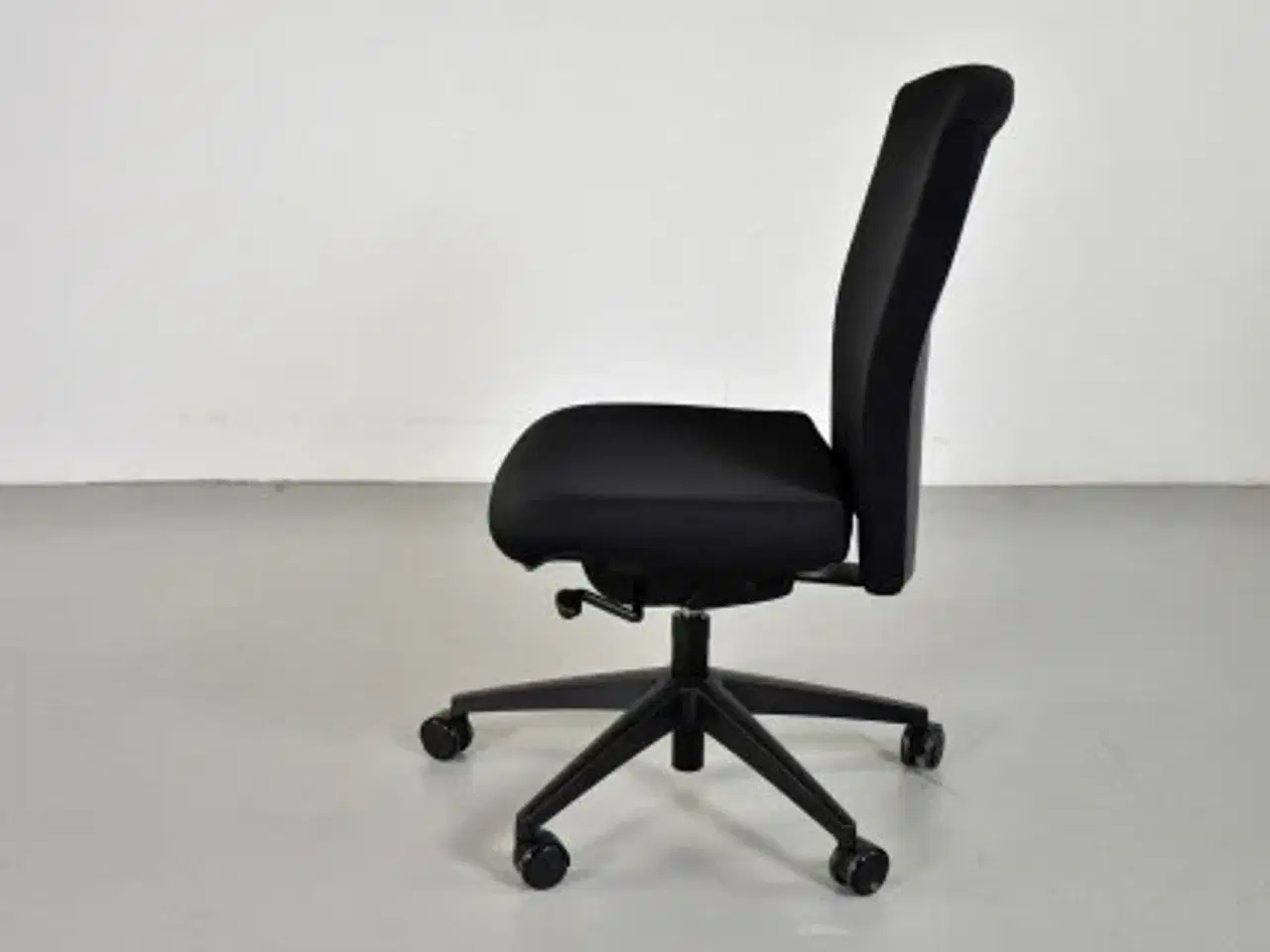 Billede 2 - Köhl kontorstol med sort polster