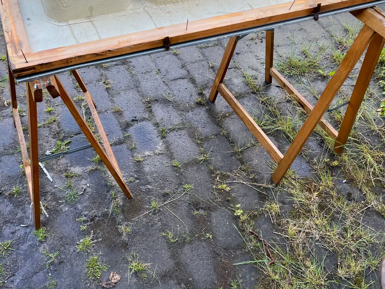 Billede 3 - Rustfri bord med to vaske