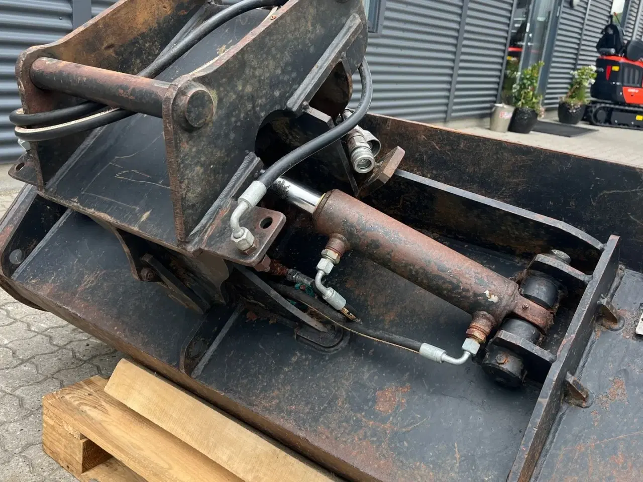 Billede 9 - - - - - - - 170 cm kipbar planerskovl til 6-9 tons maskine M. Hydrema