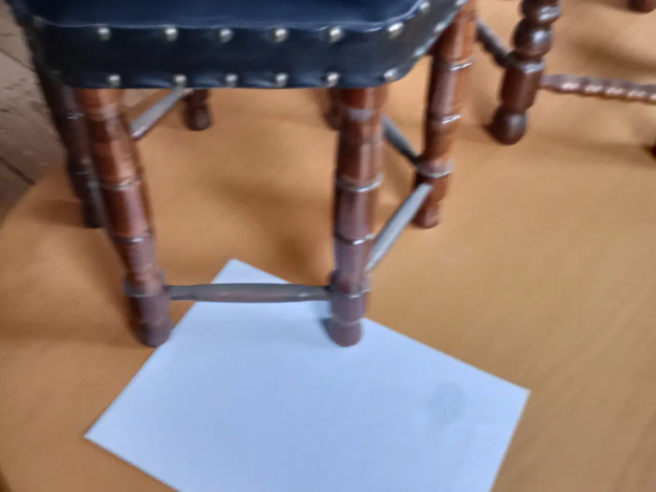 Billede 4 - 2 gamle skamler