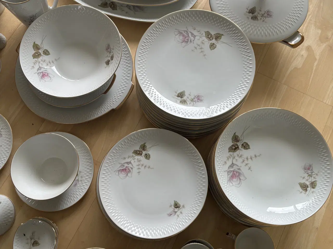 Billede 4 - Kaffe og spisestel, Bavaria Edelstein Rose