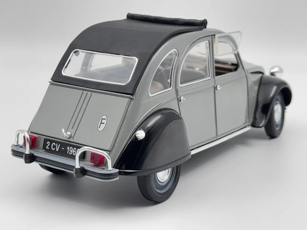 Billede 4 - 1966 Citroën 2CV Charleston 1:18 