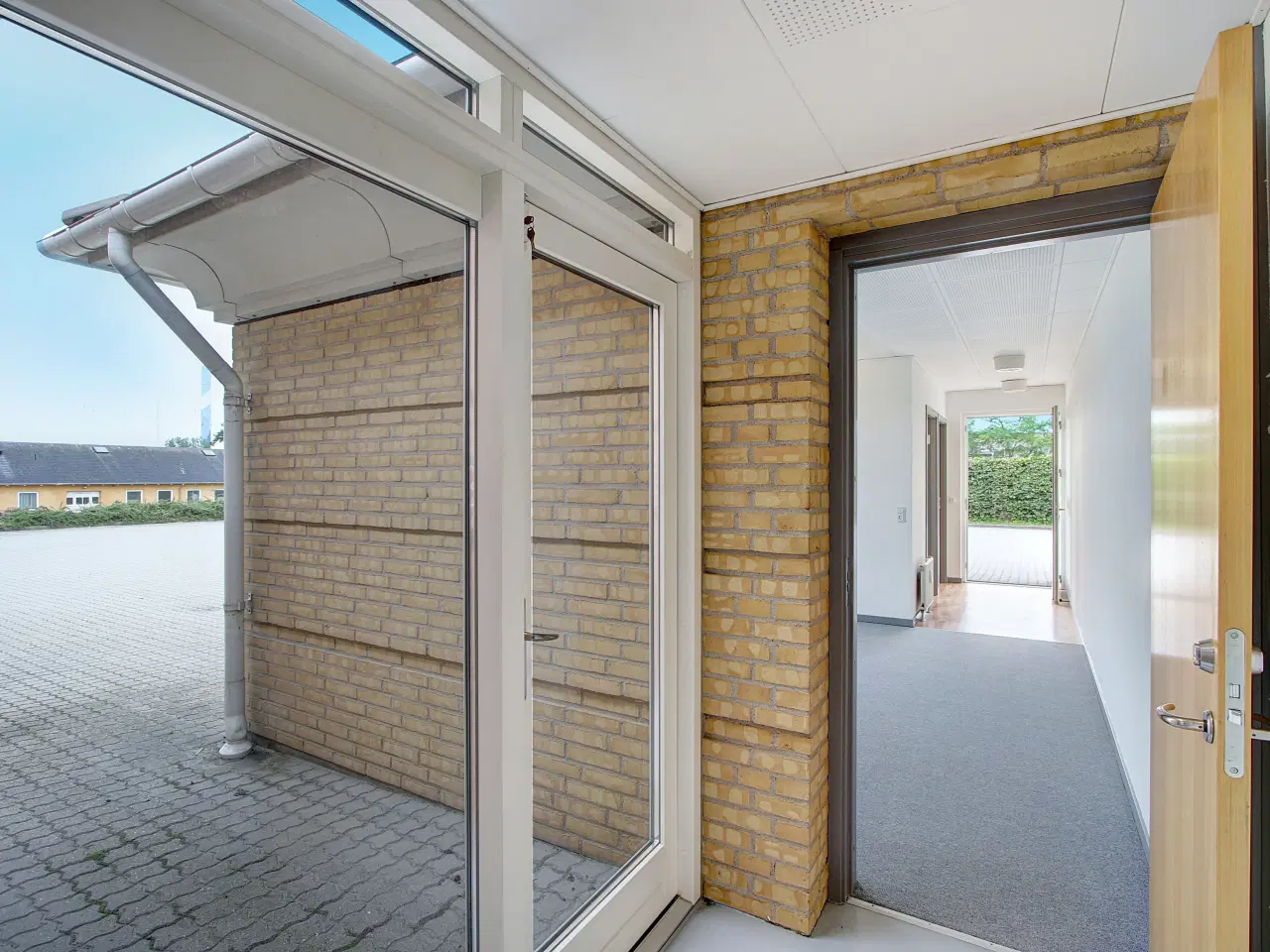 Billede 7 - Præsentabel ejendom få minutters kørsel fra E47/E20 afkørsel 30