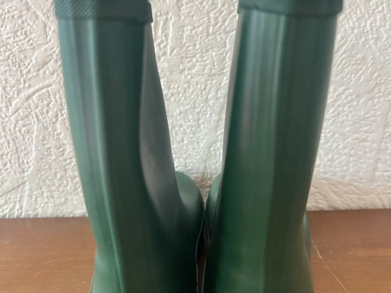 Billede 3 - Nye  PomPom Grønne Gummistøvler. Str. 31