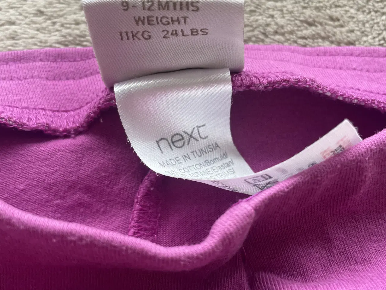 Billede 6 - 2 par fine bukser str 80