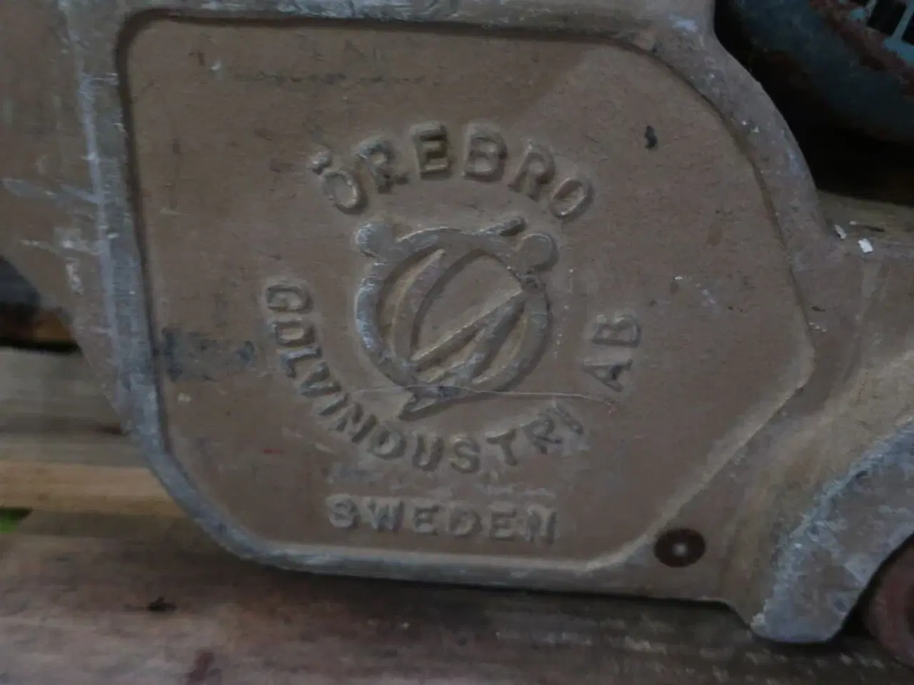 Billede 8 - Gulvsliber ØREBRO med div. Slibepapir