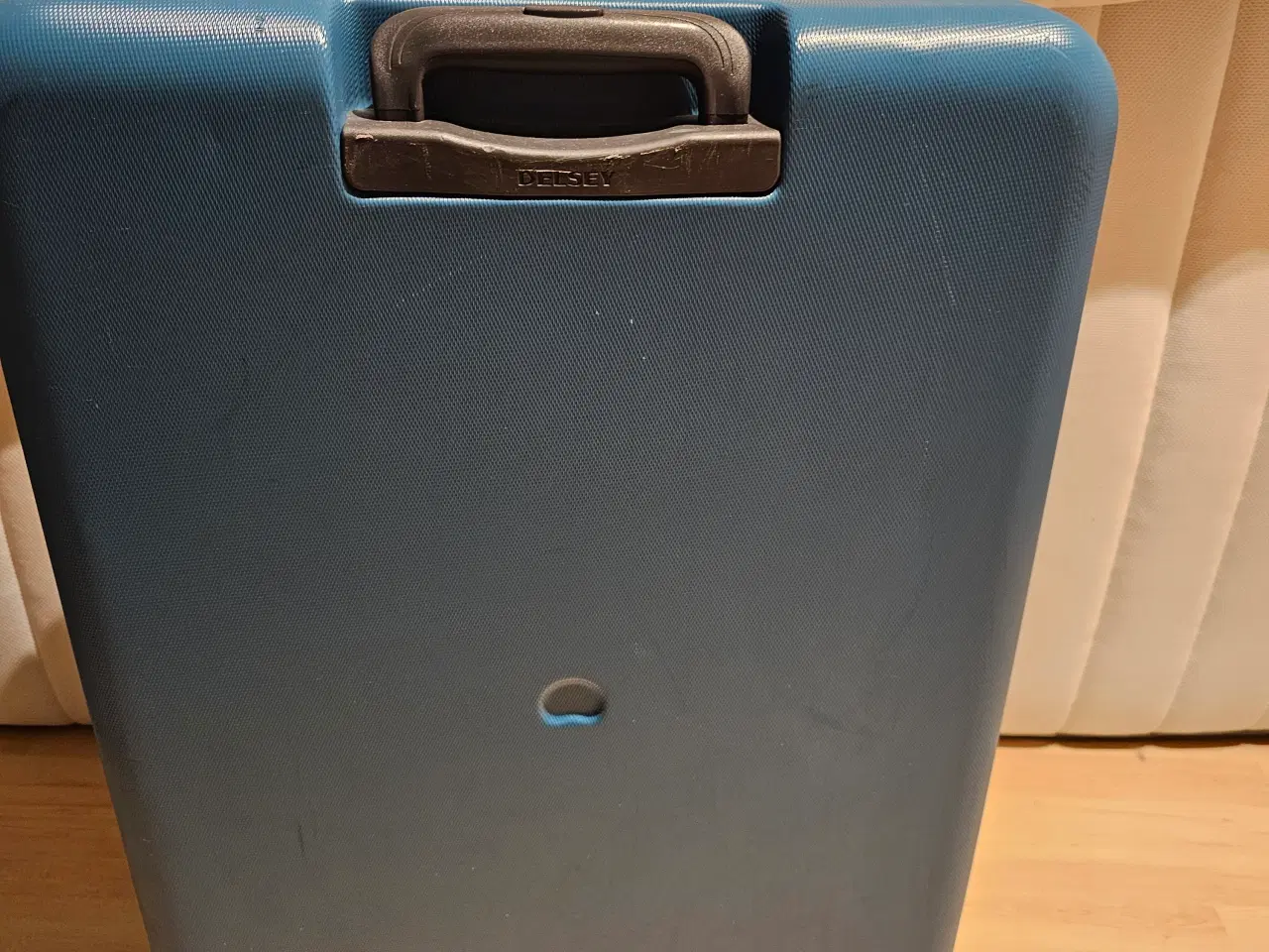 Billede 3 - Delsey Kuffert Plast