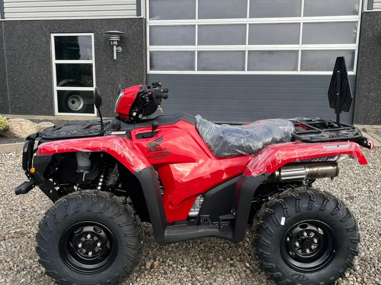 Billede 4 - Honda TRX 520 FA Traktor. STORT LAGER AF HONDA ATV. Vi hjælper gerne med at levere den til dig, og bytter gerne. KØB-SALG-BYTTE se mere på www.limas.dk