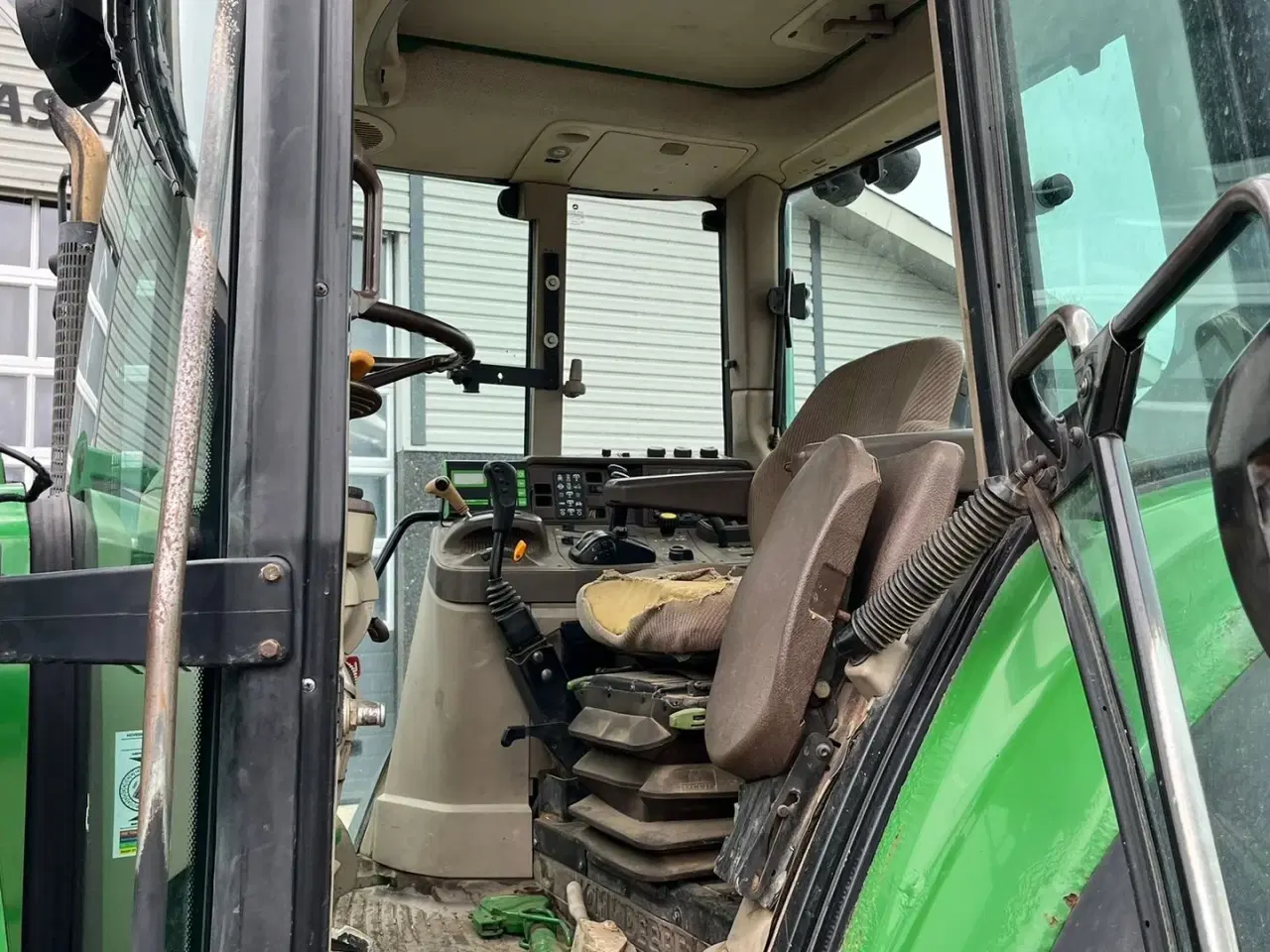 Billede 7 - John Deere 6320 m/JD 631 Frontlæsser  AutoPower og TLS affjedret foraksel