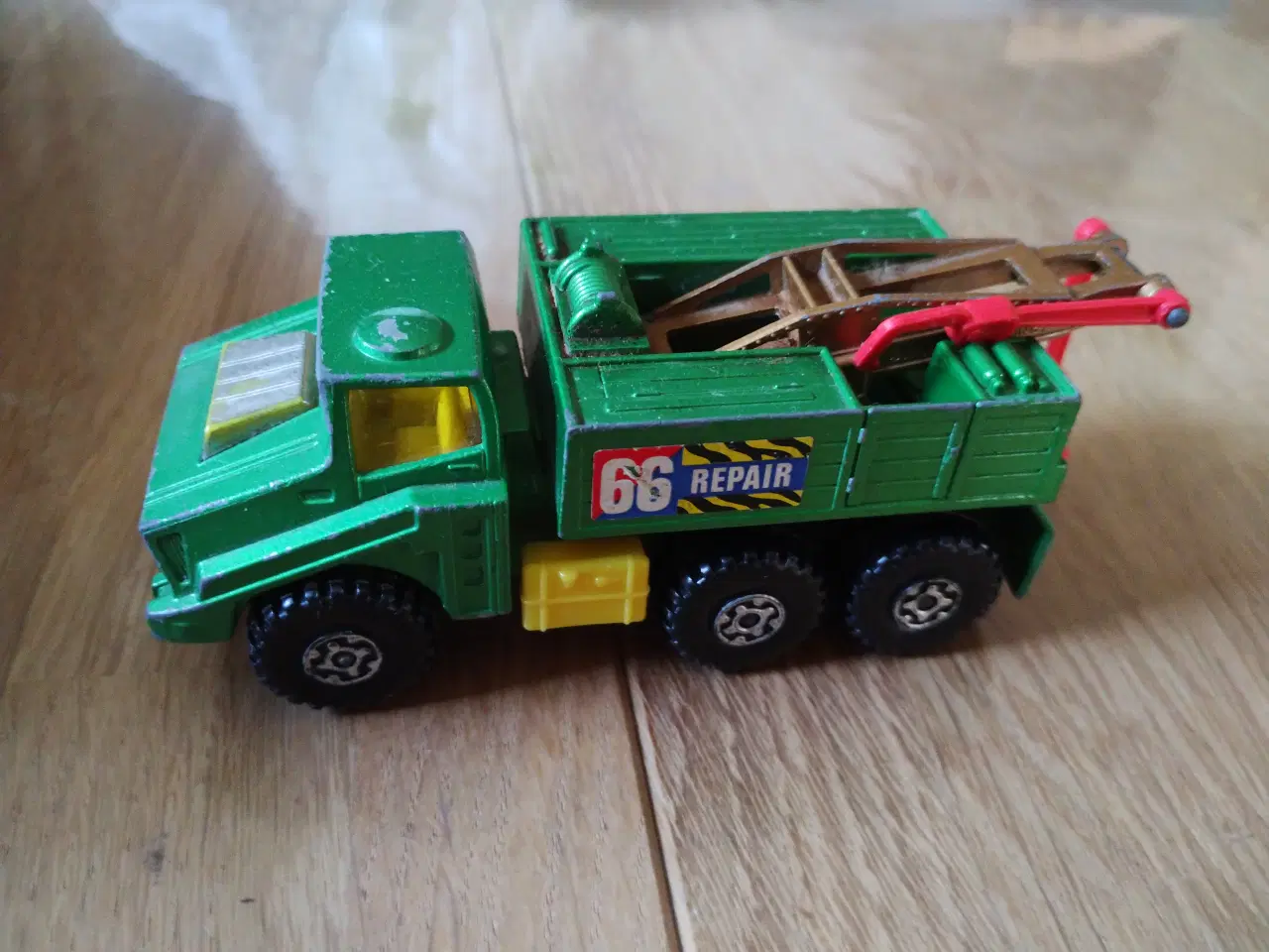 Billede 2 - Matchbox Kranbil Battle kings