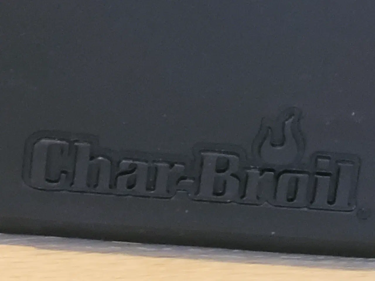 Billede 4 - Char- Broil side kurv og ophængs kroge til grill