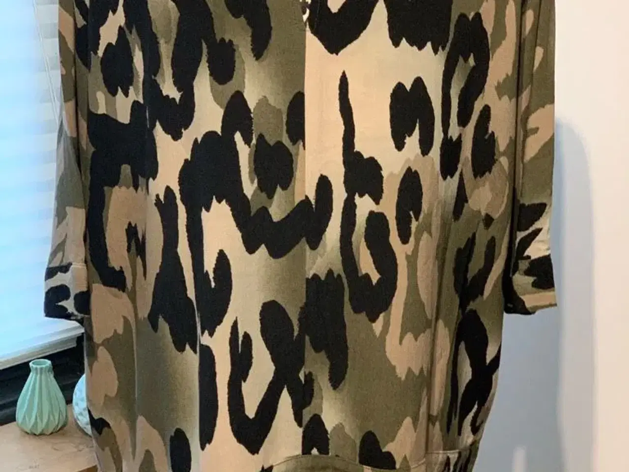 Billede 4 - Camouflage bluse